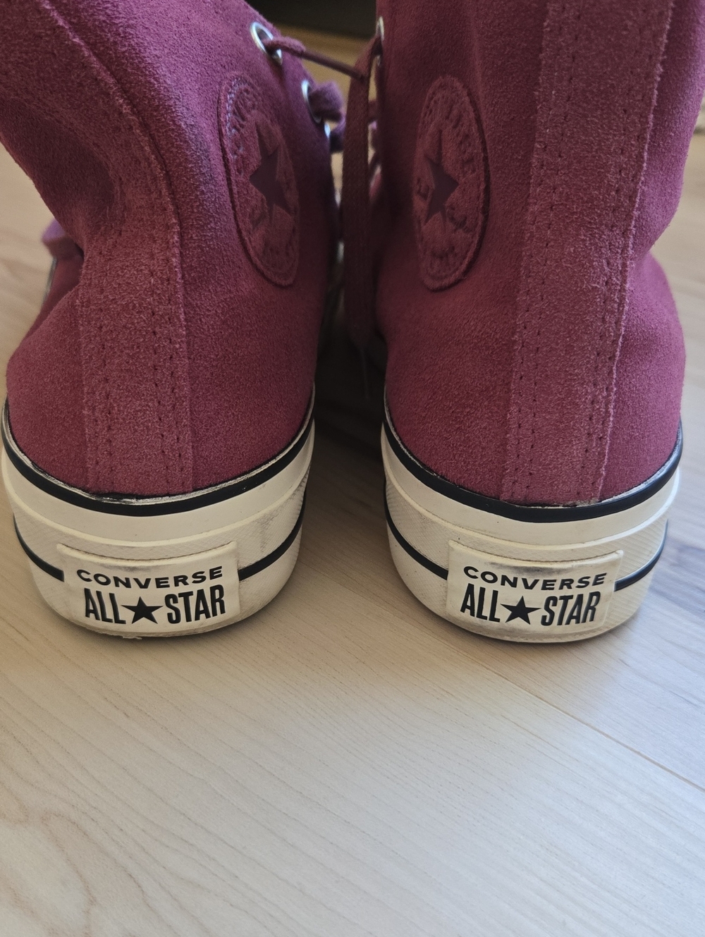 Converse Chuck Taylor All Star Platform Sneakers, Strawberry, Size 8.5 - Picture 6 of 6